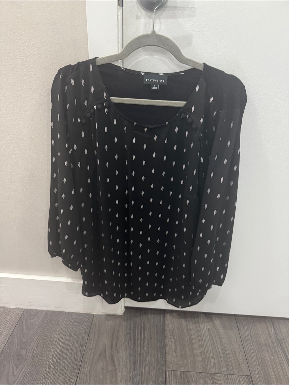 Black Metallic Patterned Long-Sleeve Blouse NWOT